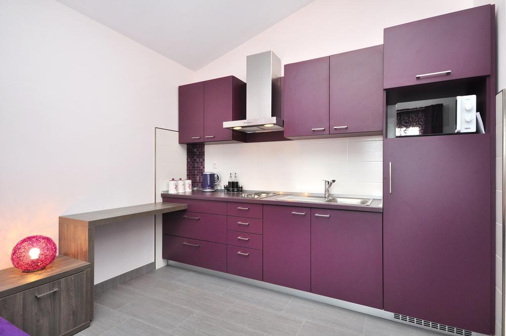 Apartments Zizic Kaštela Kamer foto